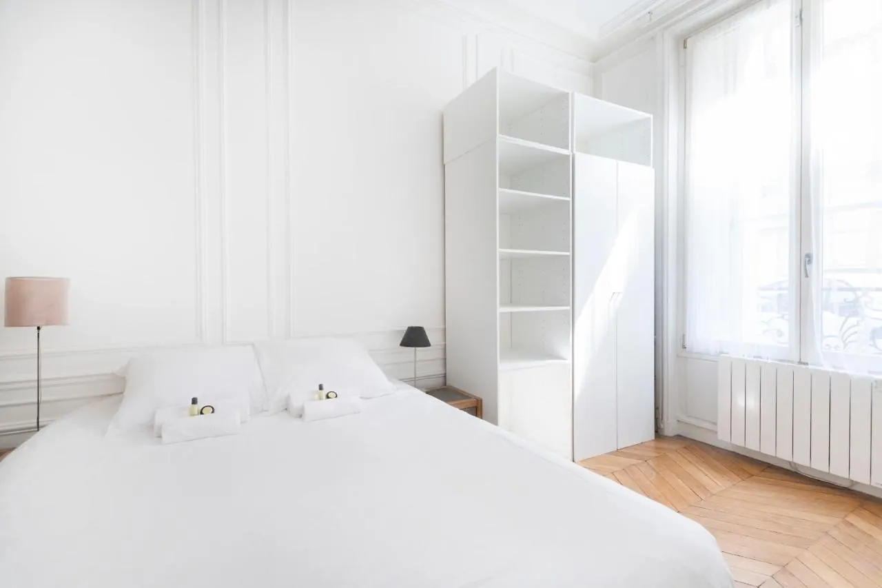 Guestready - Lovely Bright Flat With Private Patio 公寓